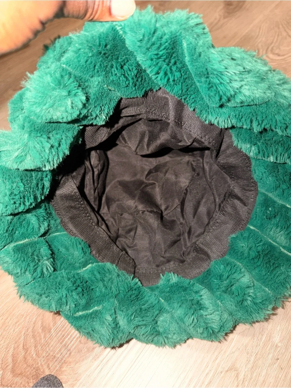 Fluffy Bucket Hat - Picture 4 of 5